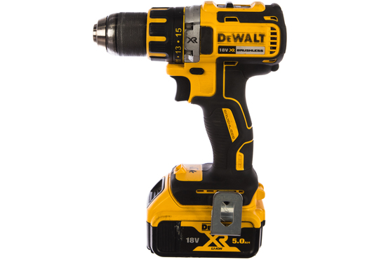 Аккумуляторная дрель DeWALT DCD 790 M2 Аккумуляторная дрель DeWALT DCD 790 M2