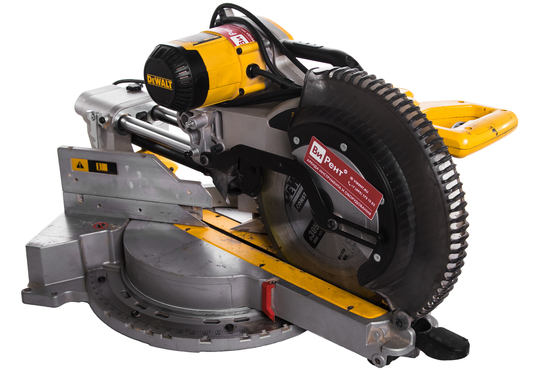 Торцовочная пила DeWALT DWS 780 Торцовочная пила DeWALT DWS 780