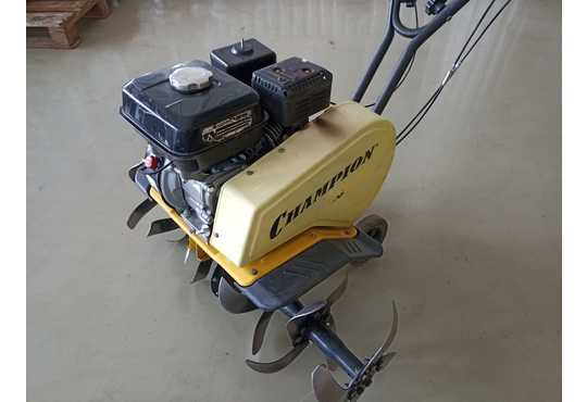 Культиватор Champion BC 6612H (б/у) уцененный в продажу